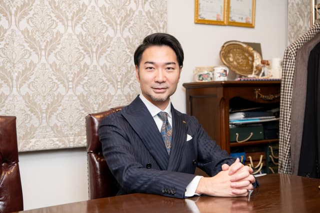 経営者一人ひとりの“世界観”を、唯一無二の理論で形にする