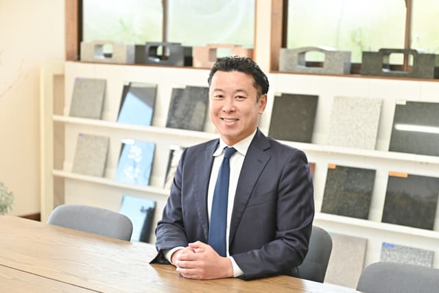 供養を通じて大切な人の幸せを願う。想いを次世代へ紡ぐ、供養文化創造企業
